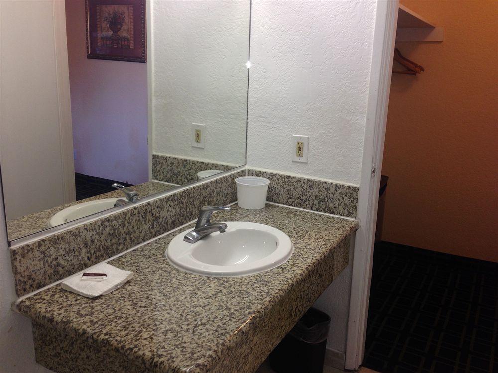 Value Inn Bellflower Εξωτερικό φωτογραφία