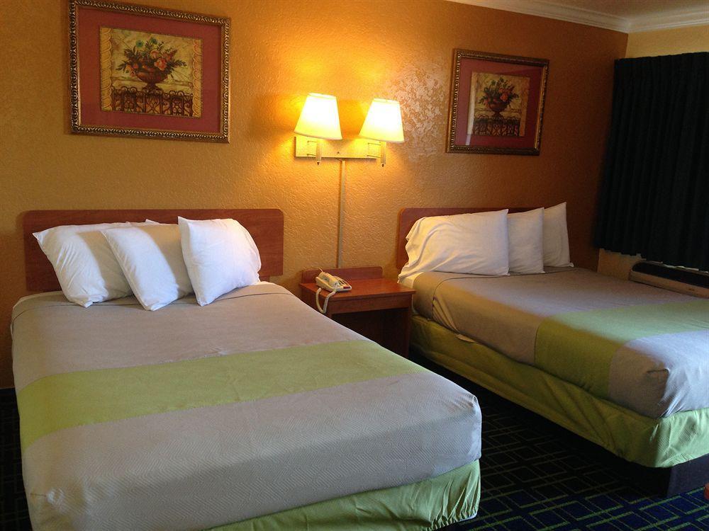 Value Inn Bellflower Εξωτερικό φωτογραφία